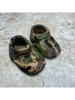 BirdRock Baby Leather Mary Janes Camo Infant Shoes Size 3 Soft Sole NIB